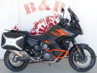 ktm-1290-super-adventure-s-1-hand-koffer-akrapovic