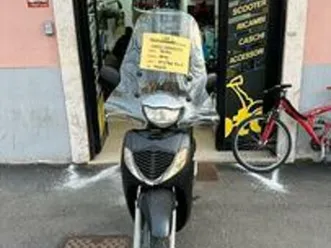 honda-sh-125-fine-2005-nero-permute