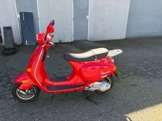 2005-vespa-piaggio-et4-150