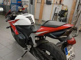 honda-cbr-600rr-pc40-abs