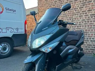 yamaha-tmax-500-abs