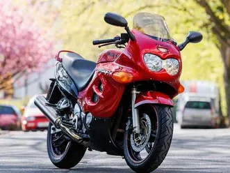 suzuki-gsx-750-f-ak11-in-rot-schwarz-tuv-neu