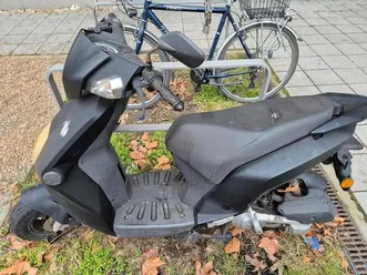 explorer-kallio-motorroller-ersatzteilspender