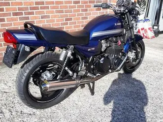 kawasaki-zephyr-750-neoretro-des-annees-90