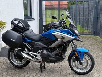 honda-nx-750-x-dct-top-zubehor-koffer-a2-moglich