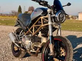 ducati-monster-600-1999