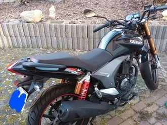 keeway-rkv-125-naked-bike