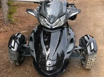 2013-canam-spyder