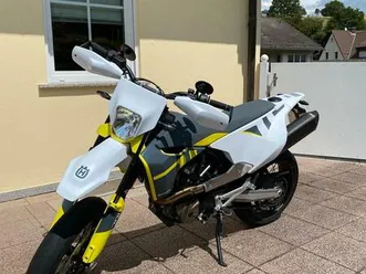 husqvarna-701-supermoto