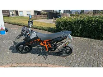 ktm-690-sm-r-supermoto-akrapovic