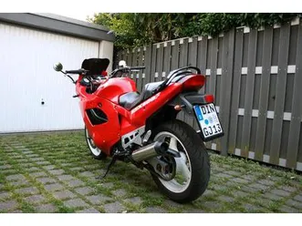 suzuki-gsx600f-gn72b