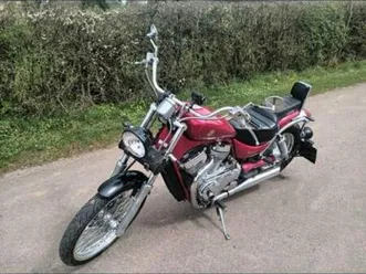 suzuki-intruder-750