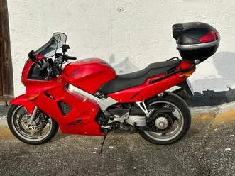 honda-vfr-800-fi-rc46