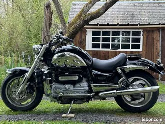 triumph-rocket-3-2005