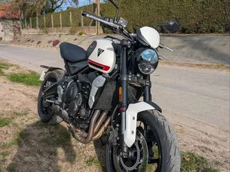 triumph-trident-660