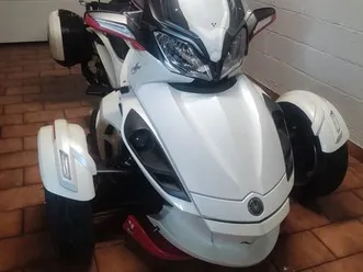 vend-can-am-spyder