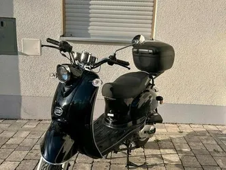 roller-nova-motors-50cm3-45km-h-retro-star