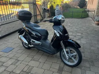 aprilia-scarabeo-250