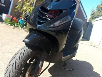 piaggio-zip-4-takt-50cc-bj-2019-scooters-piaggio-marktplaats