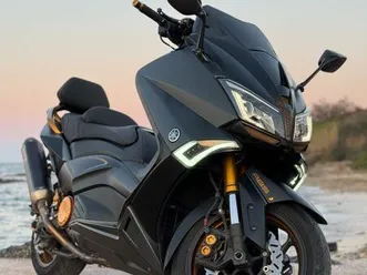 yamaha-tmax-530-ironmax-1-1-bcd-noir-or-akrapovic