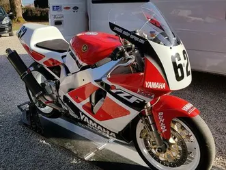 yamaha-750-yzf-piste