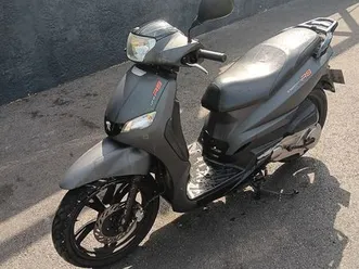 peugeot-tweet-125-rs