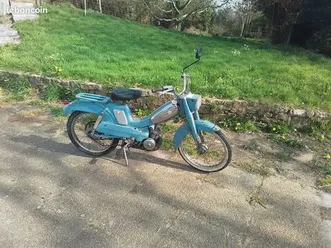 mobylette-motobecane-av85