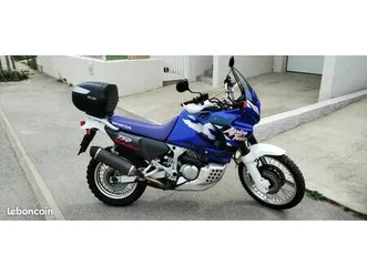 honda-africa-twin-750-xrv-rd07a