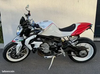 amv-agusta-brutale-800