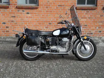 moto-guzzi-v7-ambassador