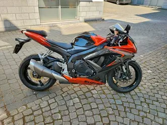 suzuki-gsx-r-750-k8