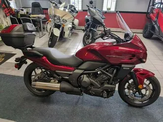 2014-honda-ctx-r-700-dct-abs