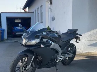 aprilia-rs4-125-tiefergelegt