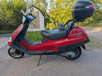 piaggio-super-hexagon-gtx-125-4t