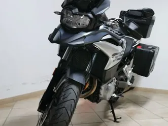 bmw-gs-750-usada-leiria-pousos-barreira-e-cortes