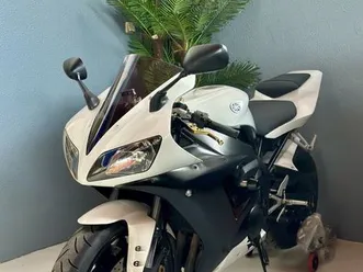 yamaha-r1-yzf-2005-poucos-quilometros-loures