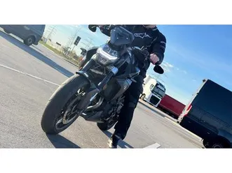 bmw-f-900-r-2020-matt-schwarz-foliert