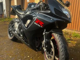 suzuki-gsxr-600-k7