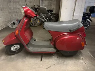 vespa piaggio sehr gut gepflegter - etwa 9000 km -