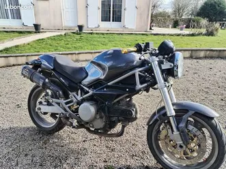 ducati-monster-620-ie-2004