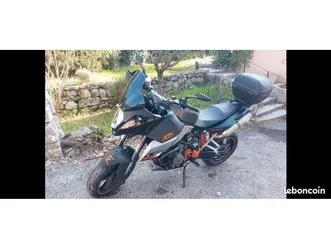 ktm-smt-990-de-2013-bradee-pour-une-vente-rapide