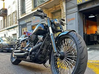 harley-davidson-softail-blackline-2011