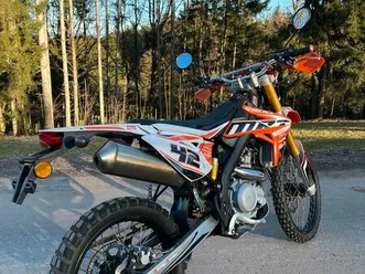 rieju-marathon-mrt-125-lc-orange-cross-replika