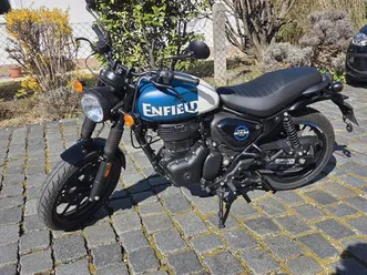 royal-enfield-hunter-350-in-rebel-blue