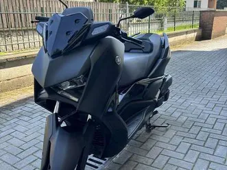 yamaha-x-max-125-abs-nero