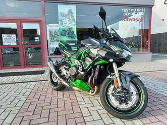 moto-executive-kawasaki-zh2-se