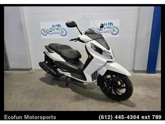 2024-white-sym-citycom-s-300i-scooter-pre-season-sale
