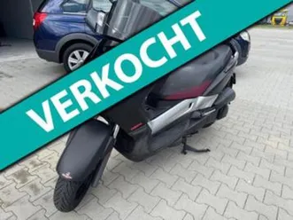 yamaha-scooter-yp-250r-x-max-black-max-navi-zeer-snel-allee-motoren-yamaha-marktpla