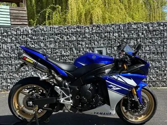 yamaha-yzf-r1-rn22