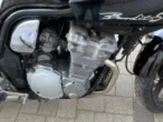 suzuki-gsf-600-s-bandit